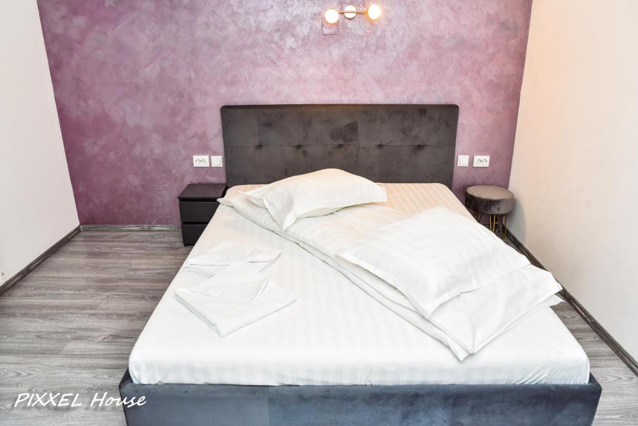 Pixxel House Otel Moeciu De Sus Dış mekan fotoğraf