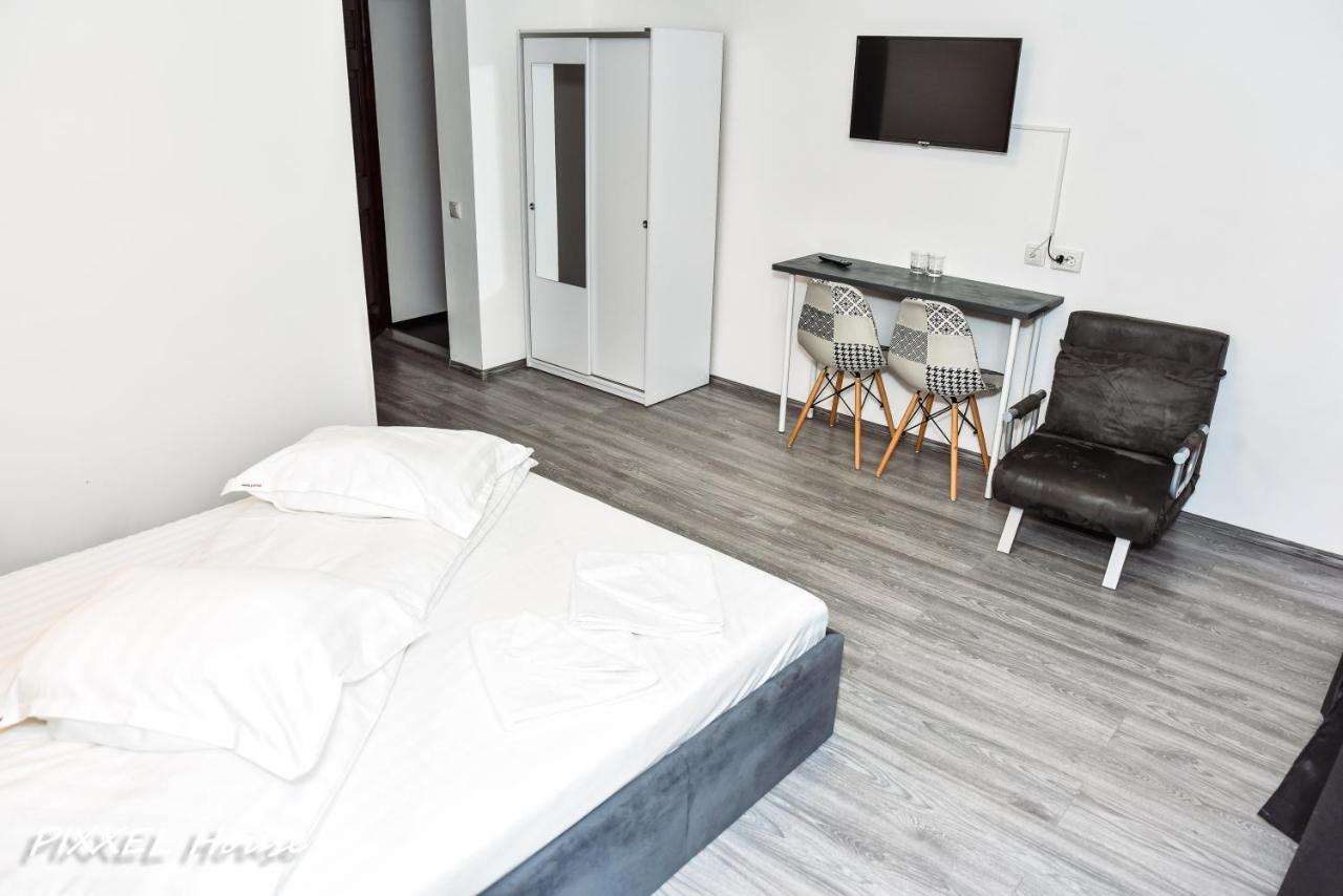 Pixxel House Otel Moeciu De Sus Dış mekan fotoğraf