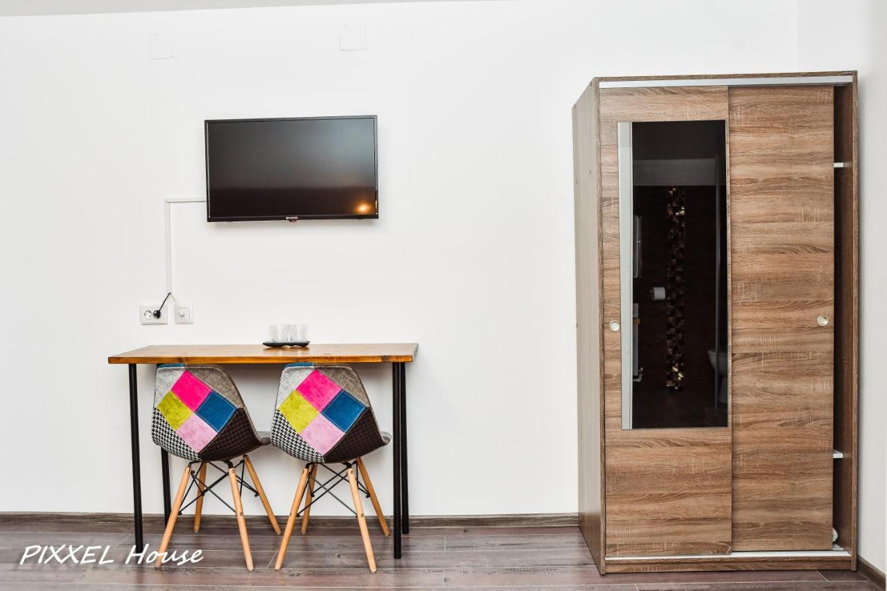 Pixxel House Otel Moeciu De Sus Dış mekan fotoğraf